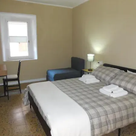 Le Della Piazza Bed & Breakfast *