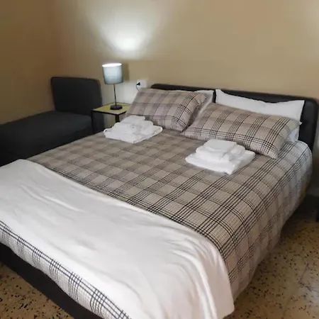 Bed & Breakfast Le Della Piazza *