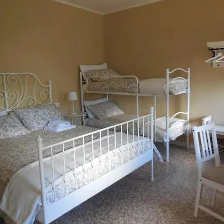 Bed & Breakfast Le Della Piazza *